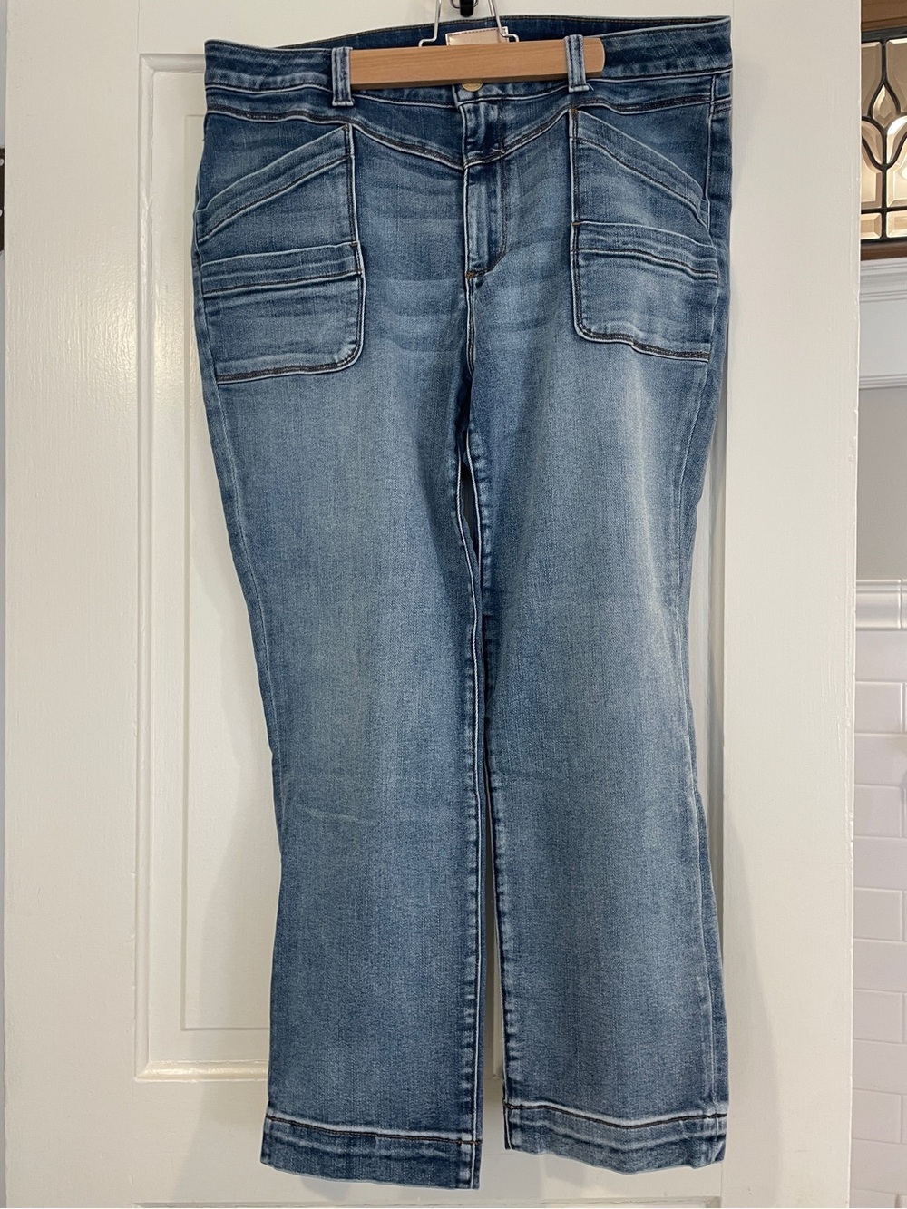 Kut from the Kloth Reese High Rise Ankle Straight Leg Utility Patch Jeans - 14